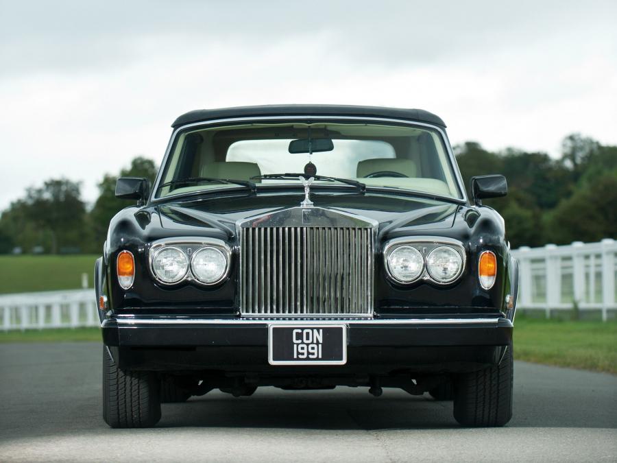  Rolls-Royce Corniche III 1989 года  (фото 9 из 15)